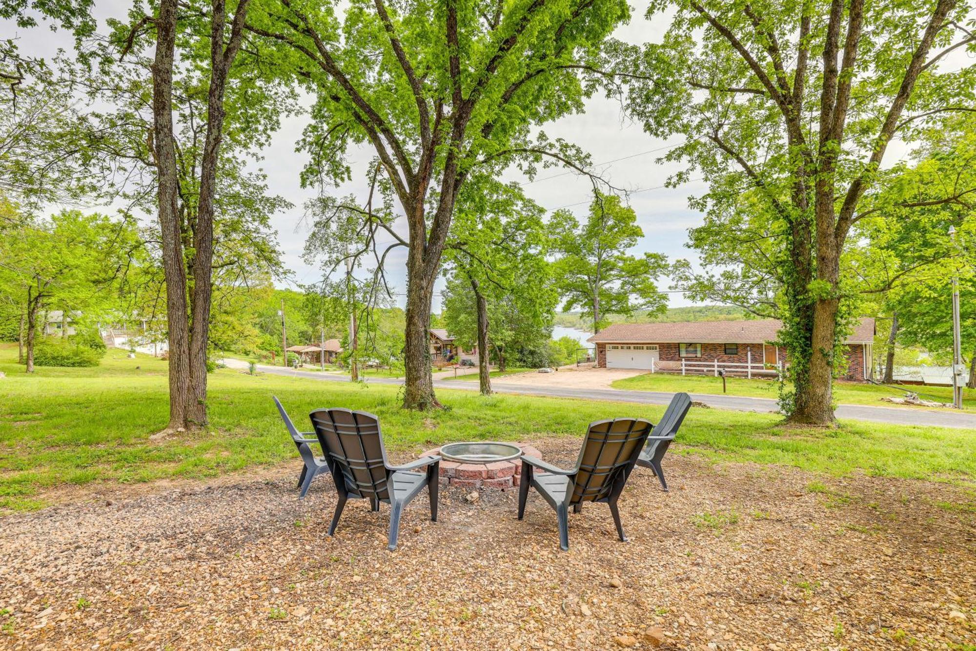 Shell Knob Home With Deck And Table Rock Lake View Extérieur photo